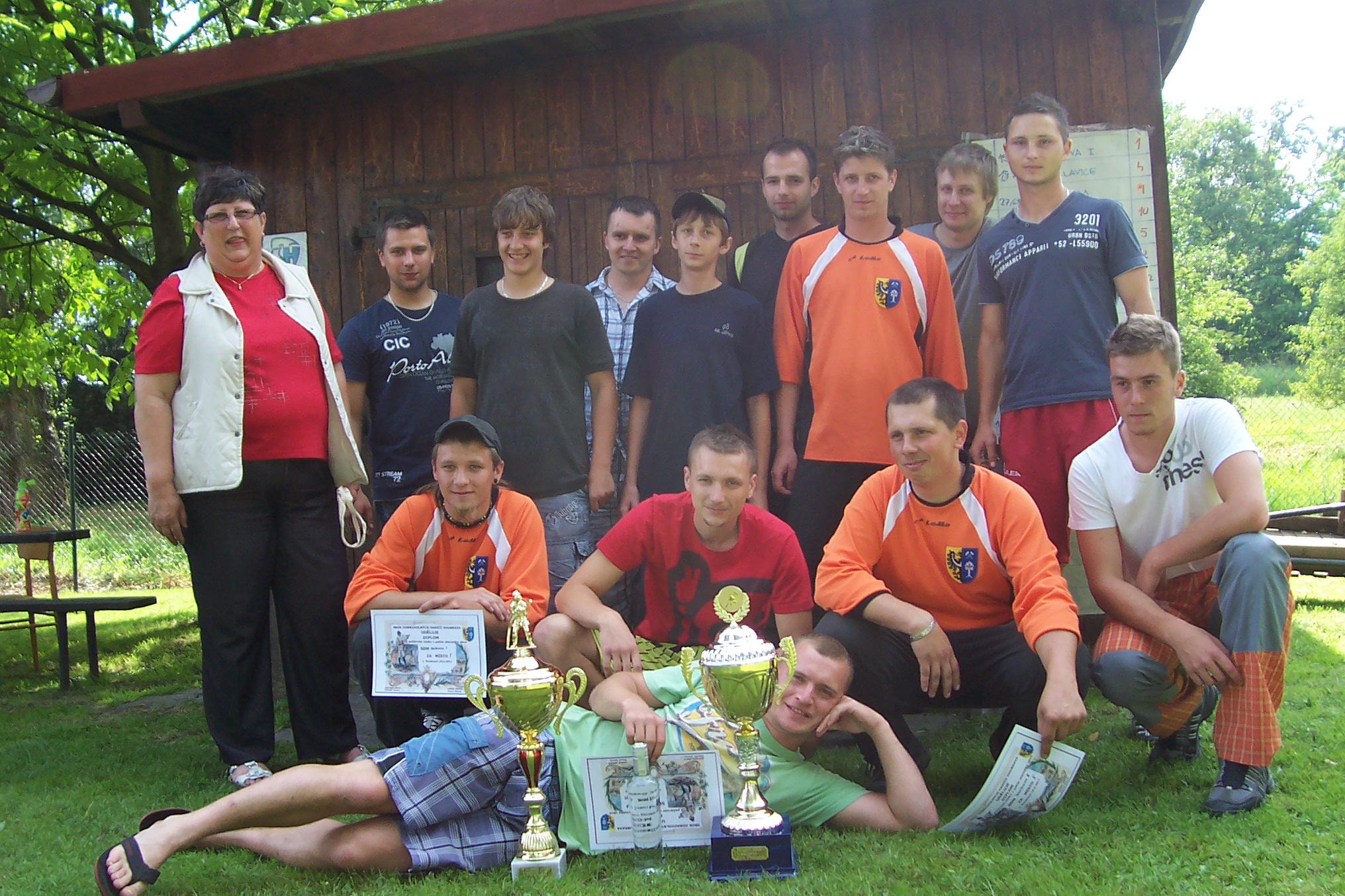 pohar starostky  a decka 2011 079
